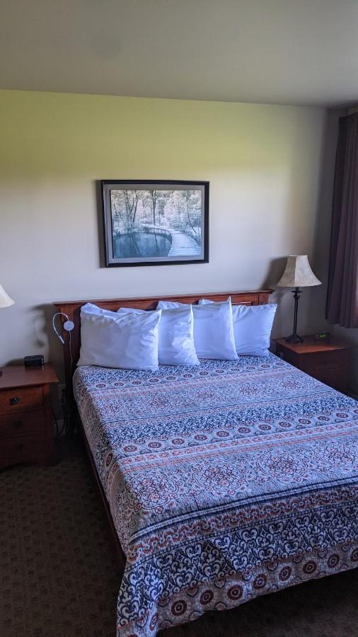 The Meadowlark Inn East Springfield Kültér fotó